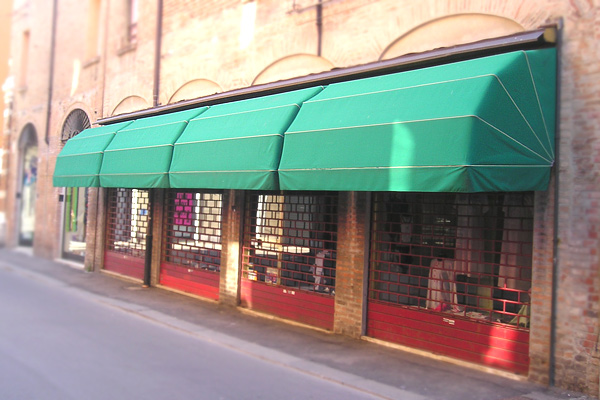 koruklu-tente dükkan tentesi